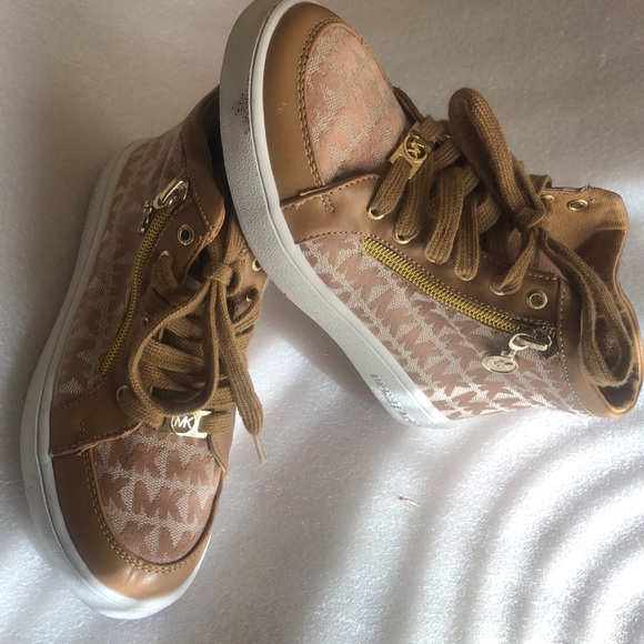Kids Michael Kors Vegan Sneakers - Size 1 - Picture 11 of 16